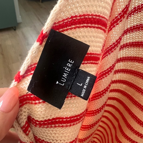 COPY - Cropped open back sweater - Picture 2 of 4